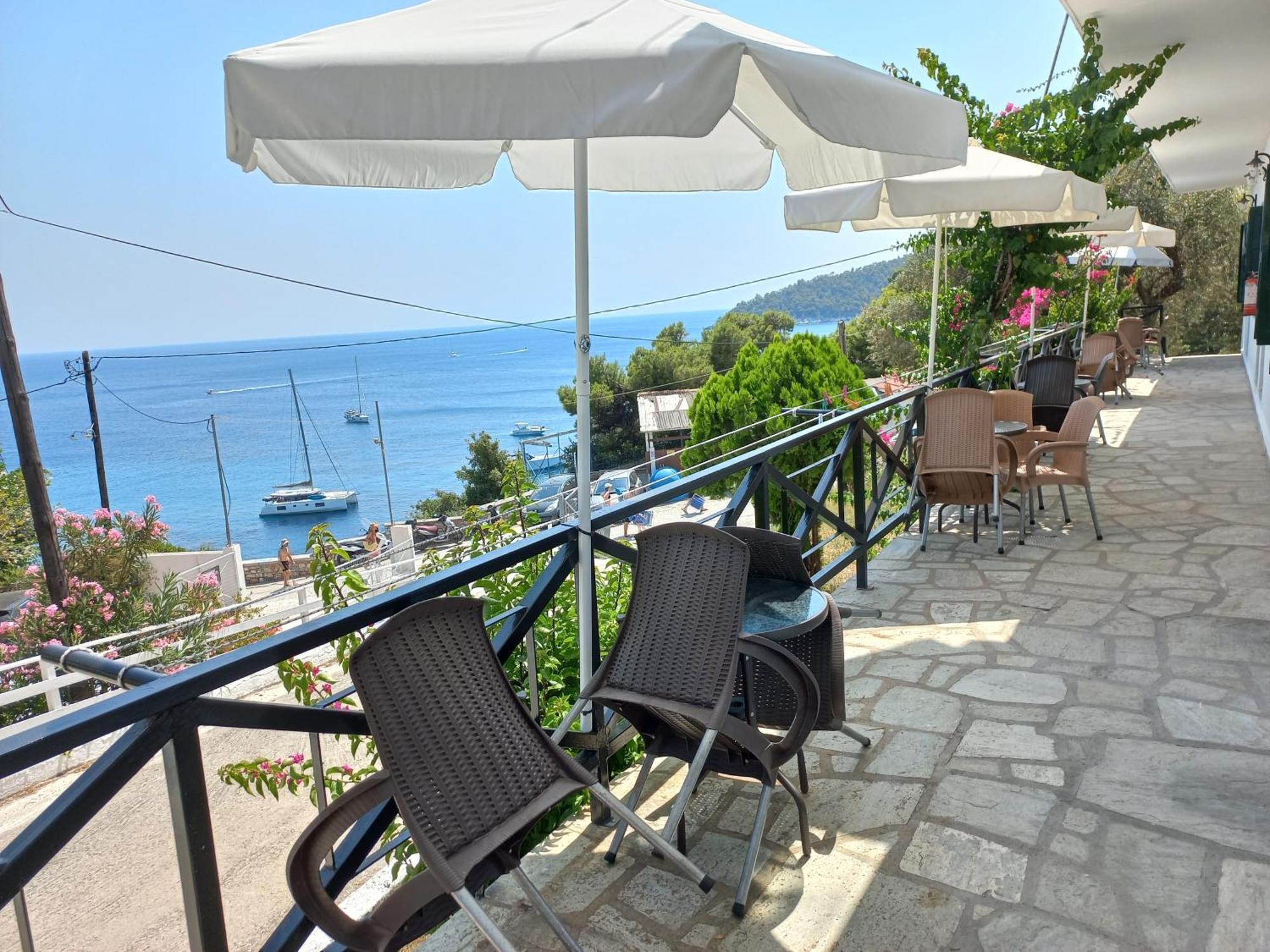 Stafylos Rooms Екстериор снимка